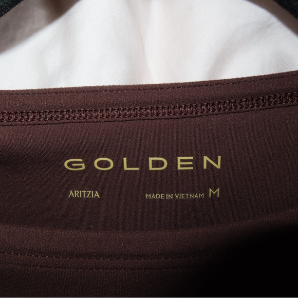Aritzia Golden Set – Rich Mocha Brown (Tee + Bra + Shorts) | S/M/6 - Picture 5 of 7